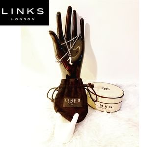 👠 Authentic Links of London Necklace & Charm 👠